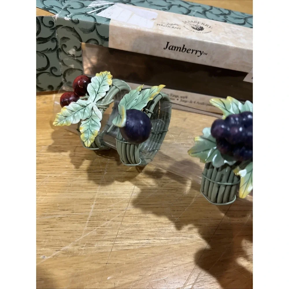 Vintage Pfaltzgraff‎ Jamberry Napkin Rings Rare Set of 4